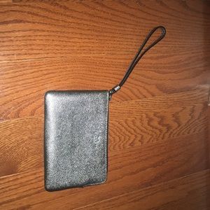 brand new coach wristlet